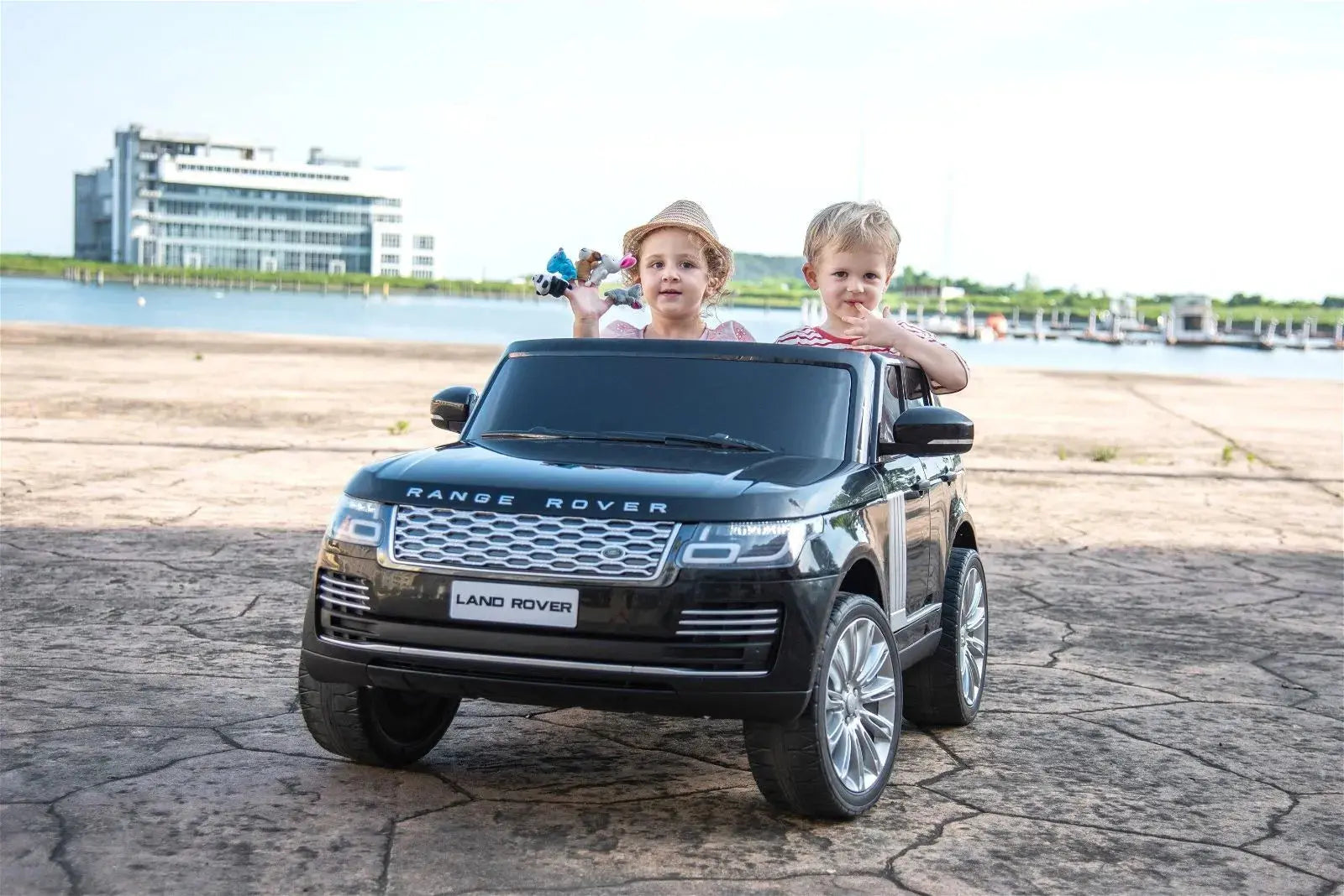 Rideable Rover 24V Range Rover HSE 2 Seater Ride on – Freddo Toys