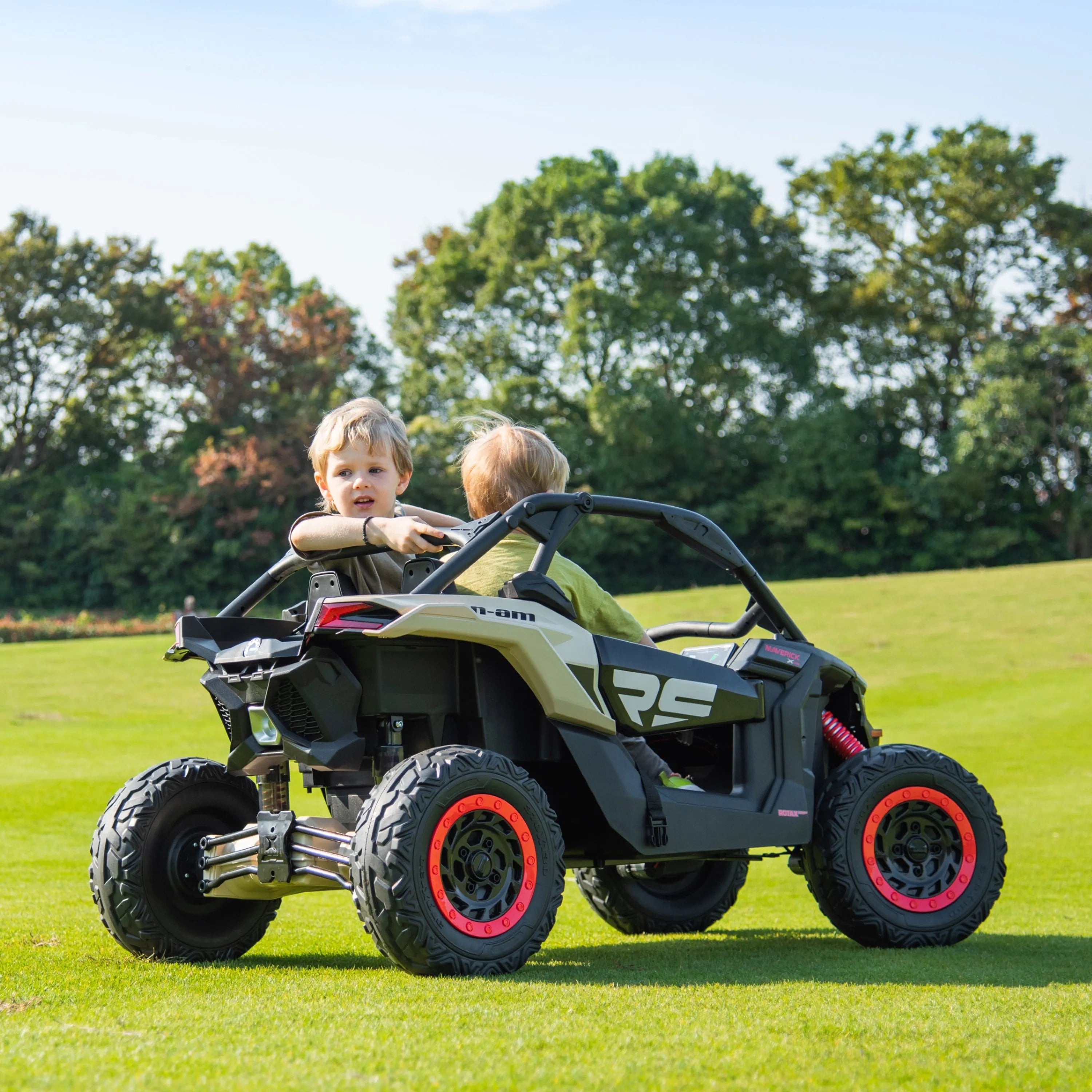 2x24V 4x4 Can Am Maverick 2 Seater Ride on UTV for Kids - Freddo Toys